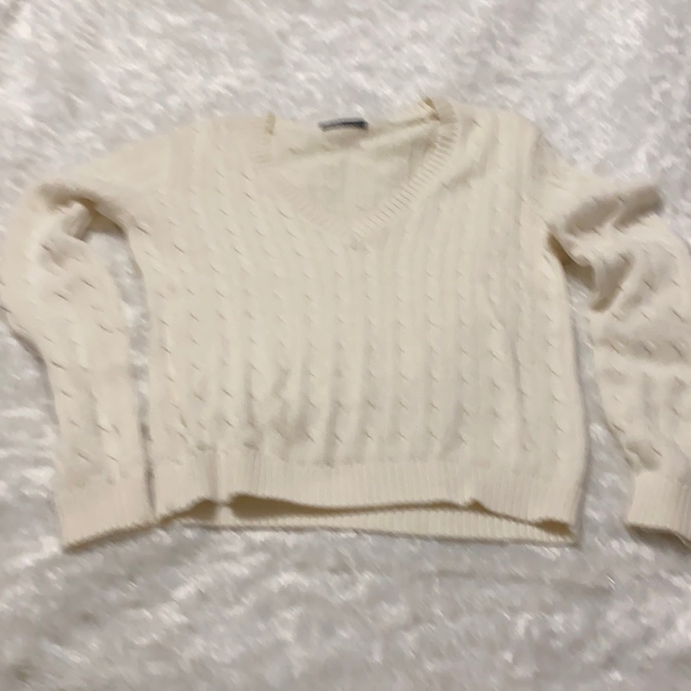 Brandy❤️Melville sweater